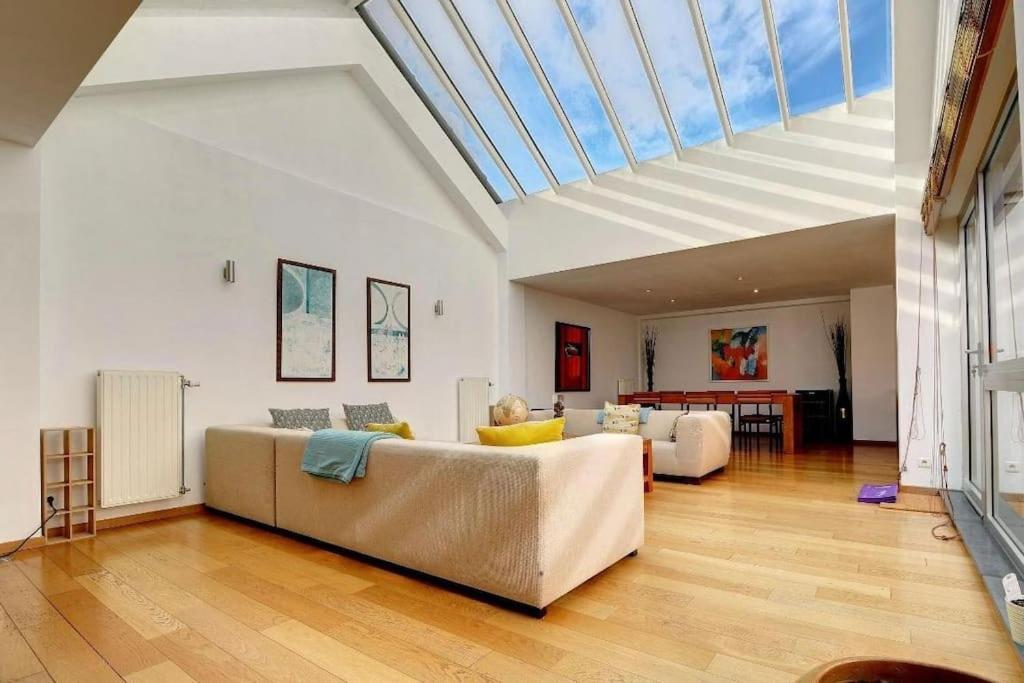 Down Town Spacious Duplex With Private Parking & Game Room Βρυξέλλες Εξωτερικό φωτογραφία